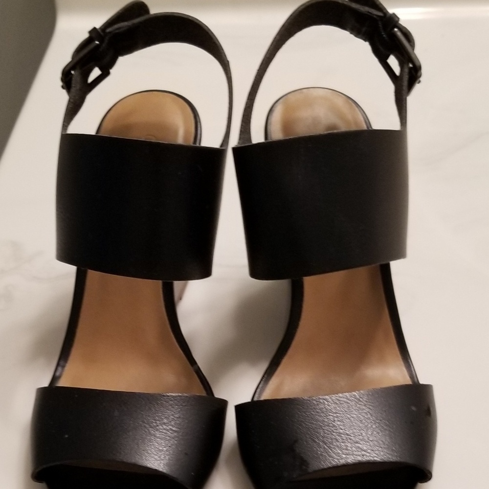 Old Navy Slingback Wedge Sandal